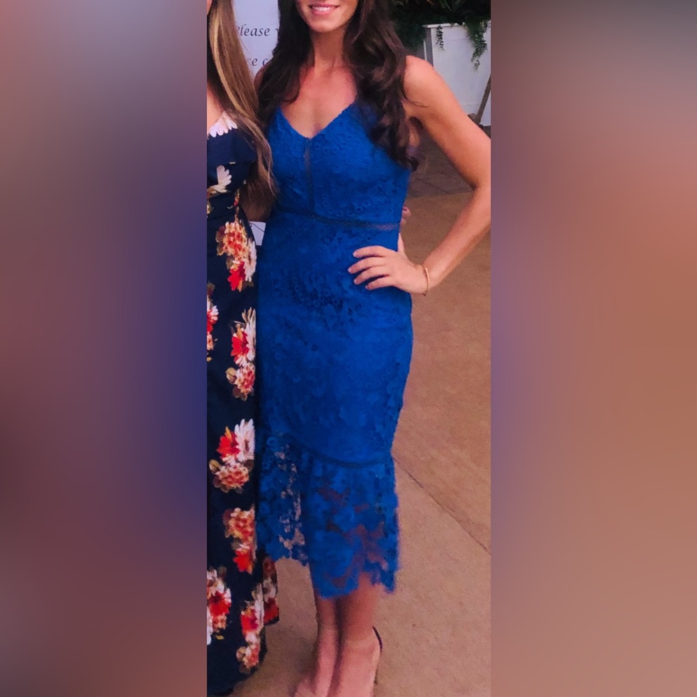 Blue lace midi dress